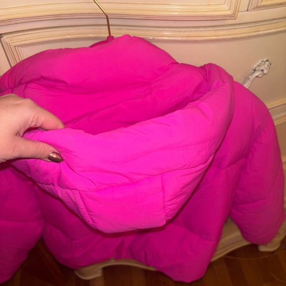 NWOT! Zara Hot pink cropped bomber hooded jacket 💕 - Picture 4 of 5